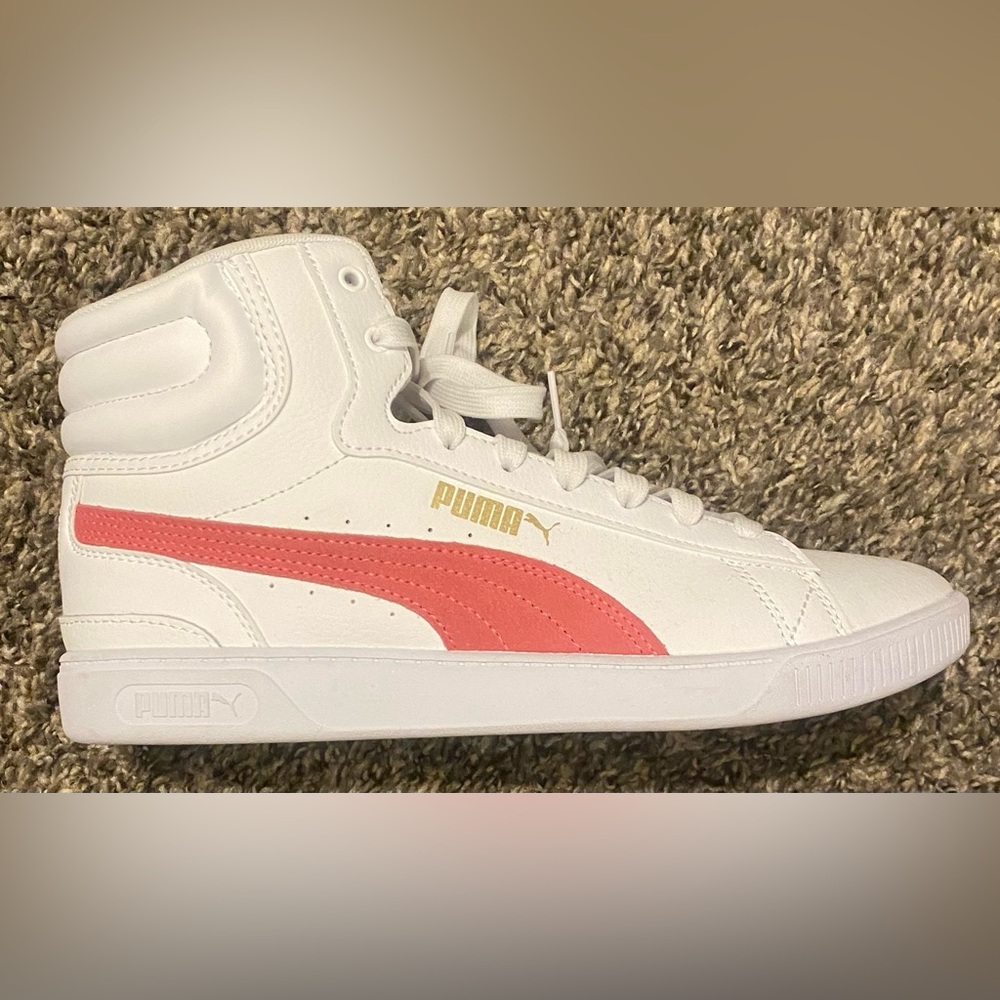 Vikky 3 Mid Womens Leather High-Top Skate Shoes